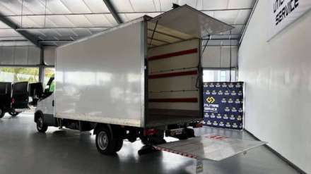 Iveco Daily Chassis Cabine 35 C 16 CAISSE LABBE 20M3 HAYON - 3L