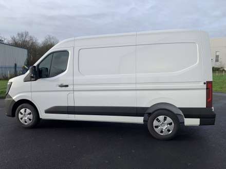 Nissan Interstar Fourgon 3T3 L2H2 2.0 DCI 150 TEKNA