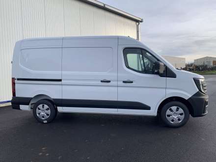 Nissan Interstar Fourgon 3T3 L2H2 2.0 DCI 150 TEKNA