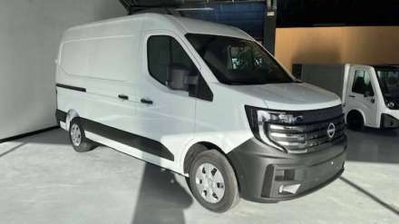 Nissan Interstar Fourgon 3T3 L2H2 2.0 DCI 150 TEKNA