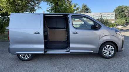 Fiat Scudo Fourgon BLUEHDI 180 M S&S EAT8 - PACK PREMIUM CONNECT