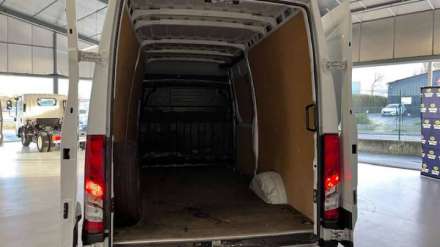 Iveco Daily Fourgon FGN 35 S 14 V12 H2 QUAD-LEAF BVM6